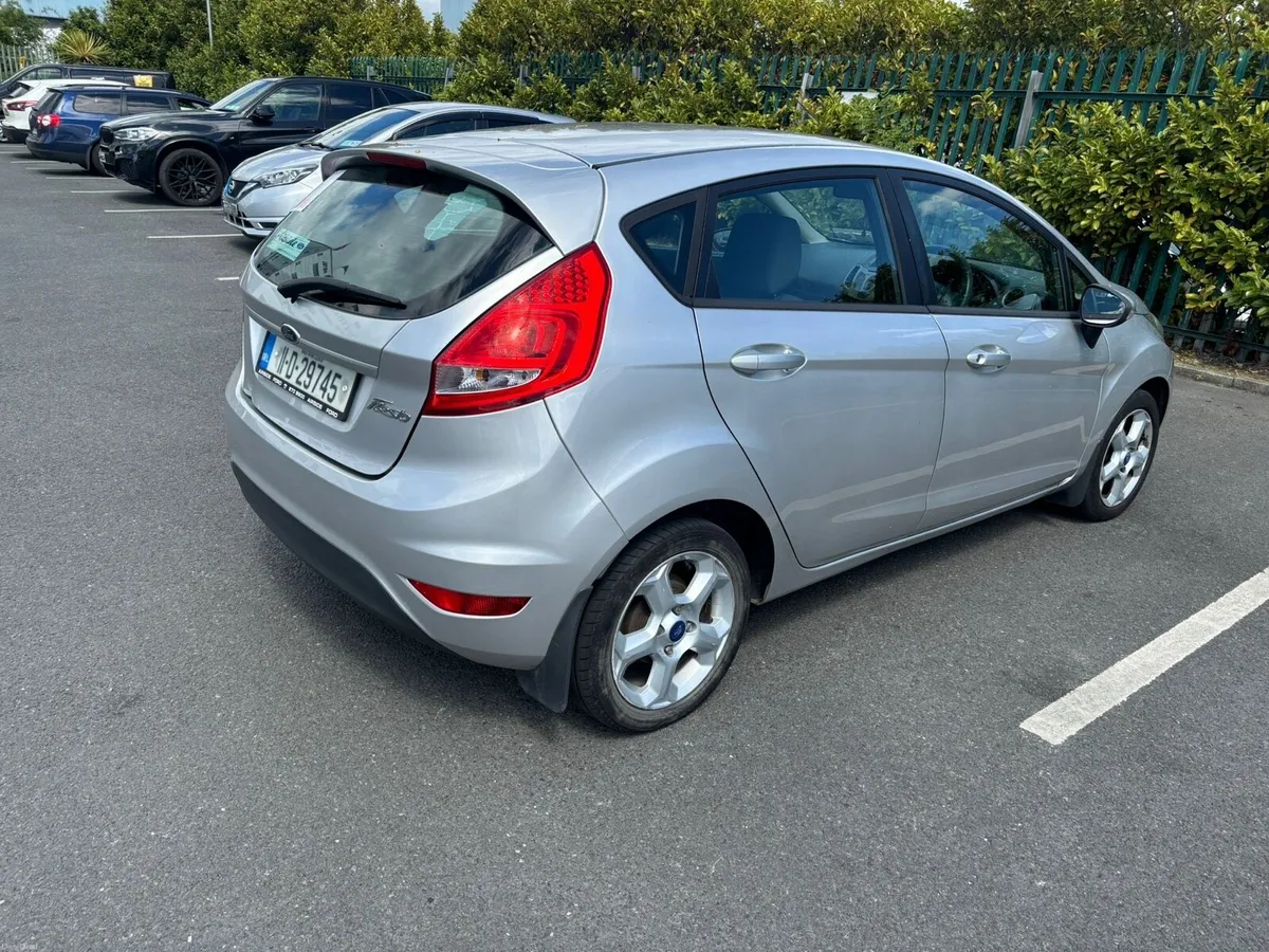 11 Ford fiesta - Image 3