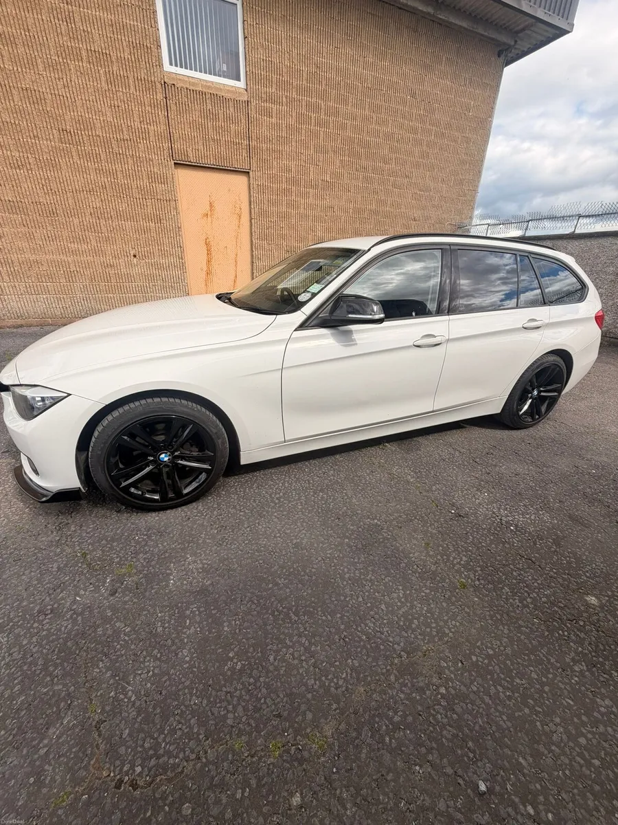 Bmw 3 series sport - Image 4
