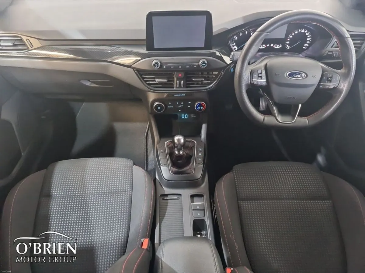 Ford Focus 1.0T EcoBoost Hybrid 125PS ST-Line - Image 2