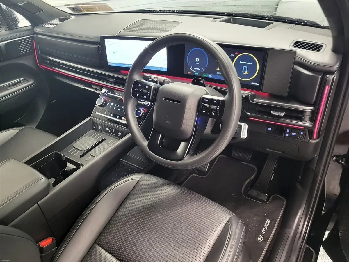 Hyundai Santa Fe 1.6 PHEV 4WD Premium Finance from - Image 6