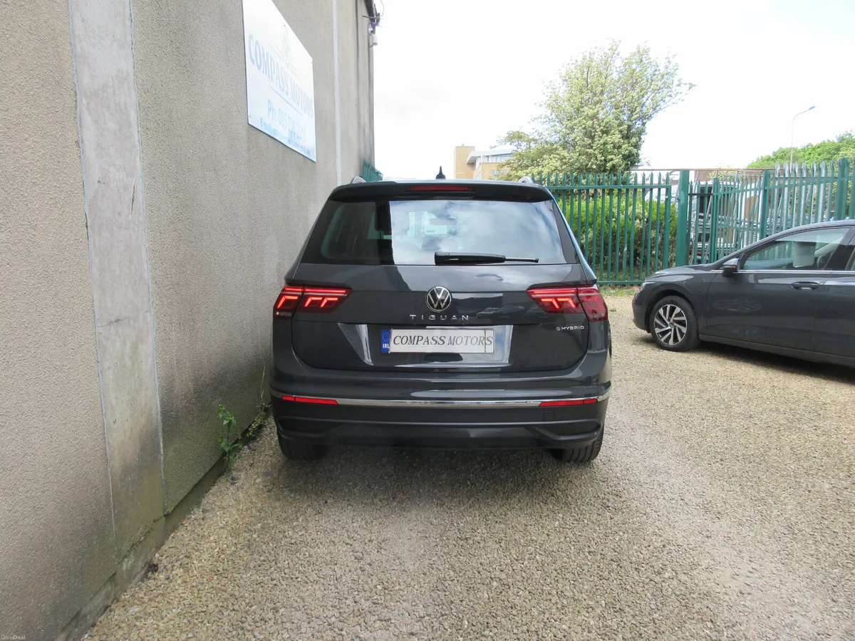 Volkswagen Tiguan 1.4 TSI E-HYBRID AUTOMATIC - Image 6