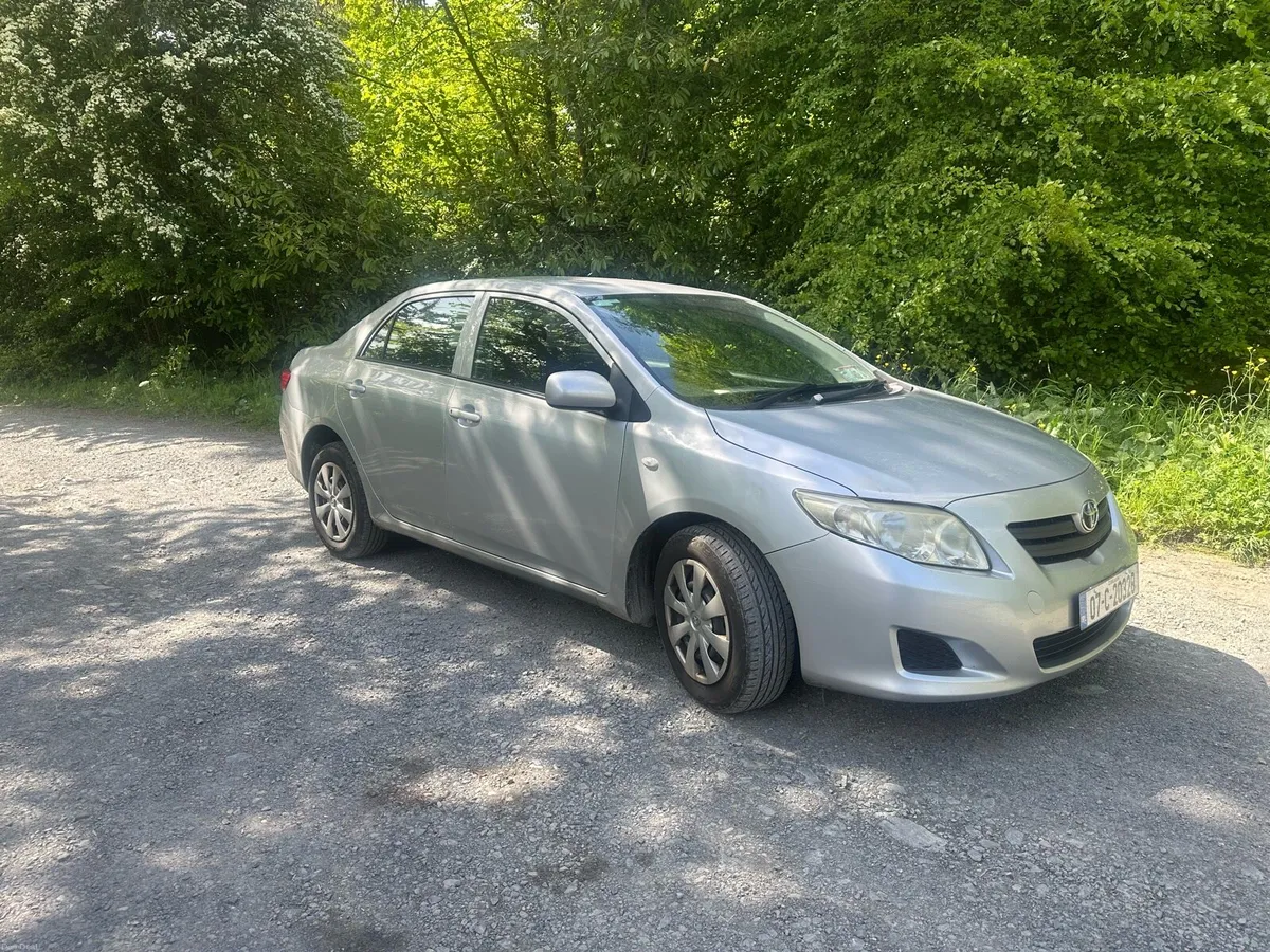 Toyota Corolla - Image 3