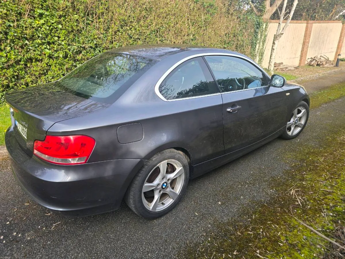 Car - Image 1