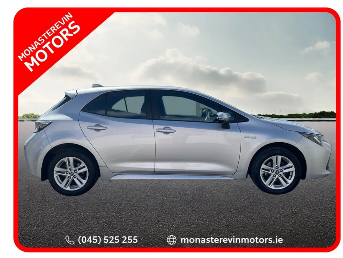 Toyota Corolla HYBRID LUNA H/B AUTO 4DR - Image 3