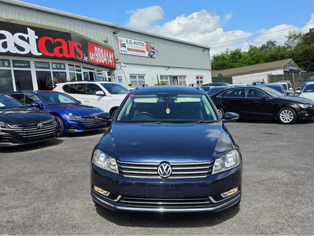 Volkswagen Passat 1.4 TSI AUTOMATIC  FULL LEATHER - Image 2