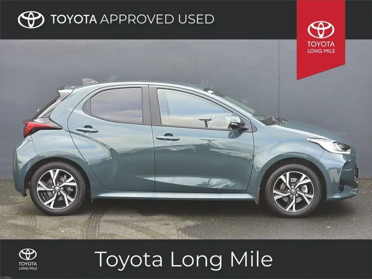 Toyota Yaris 1.5 Hybrid Luna Sport 5dr - Image 3