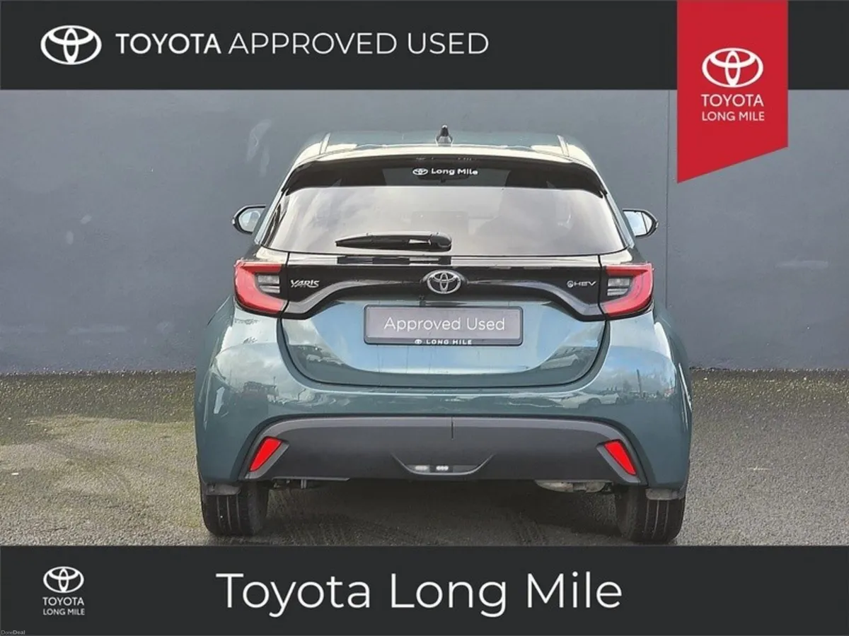 Toyota Yaris 1.5 Hybrid Luna Sport 5dr - Image 4