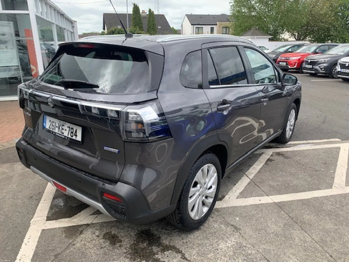 Suzuki S-CROSS 1.4 B/JET HYBRID MOTIO - Image 3
