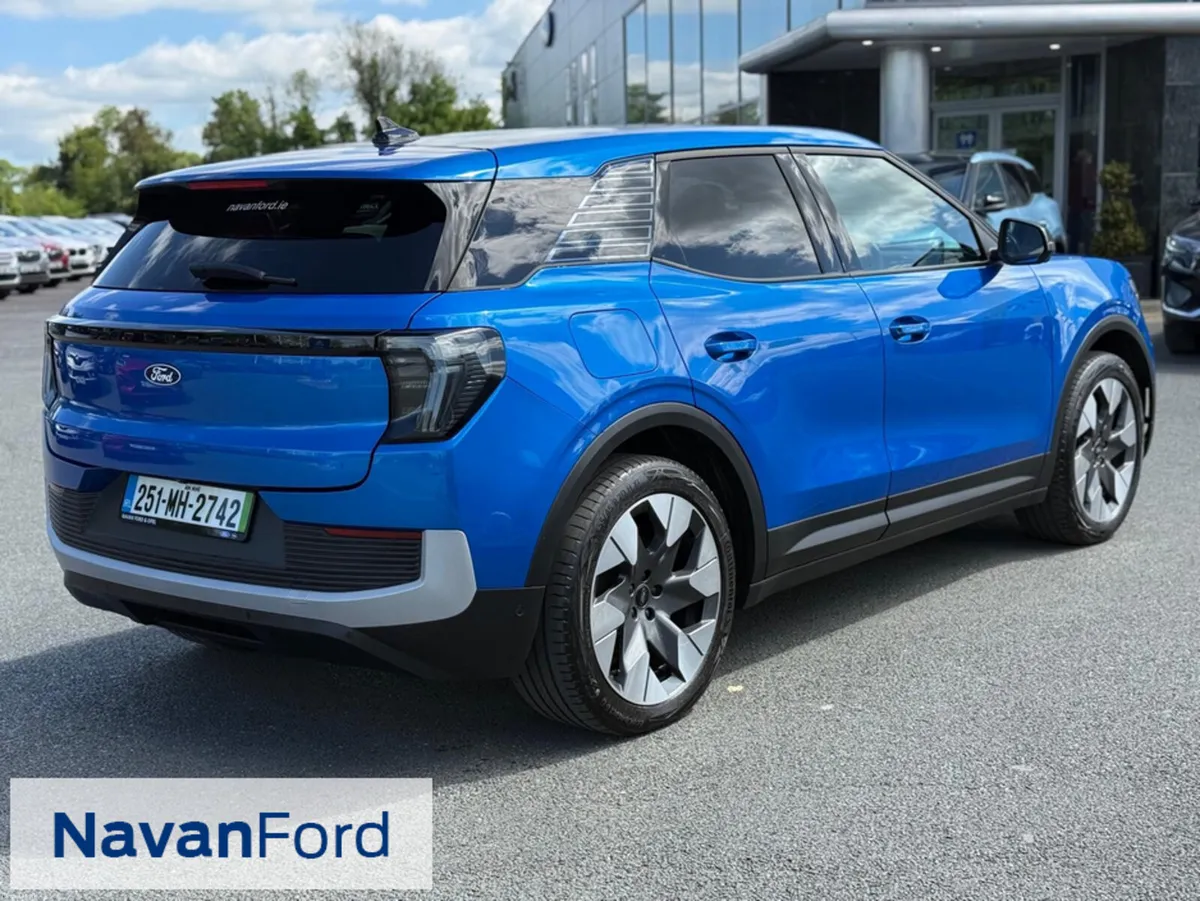 Ford Explorer Premium RWD 82kWh -  Extended Range - Image 3
