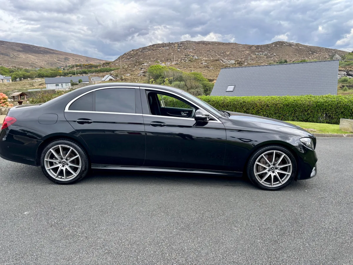 Mercedes-Benz E-Class AMG Premium - Image 6