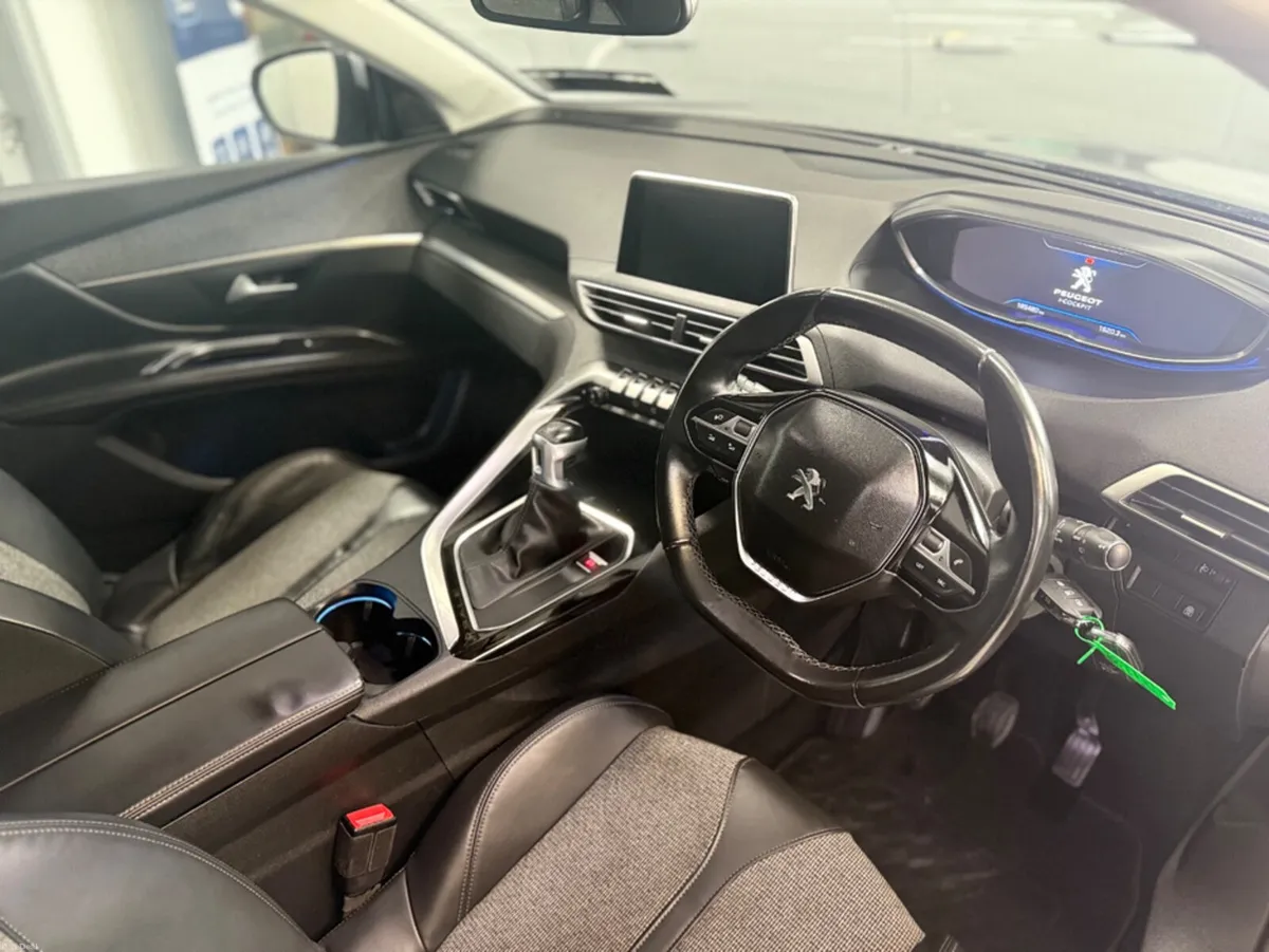 Peugeot 5008 2019. 1.2 ALLURE 7 SEATER - Image 5