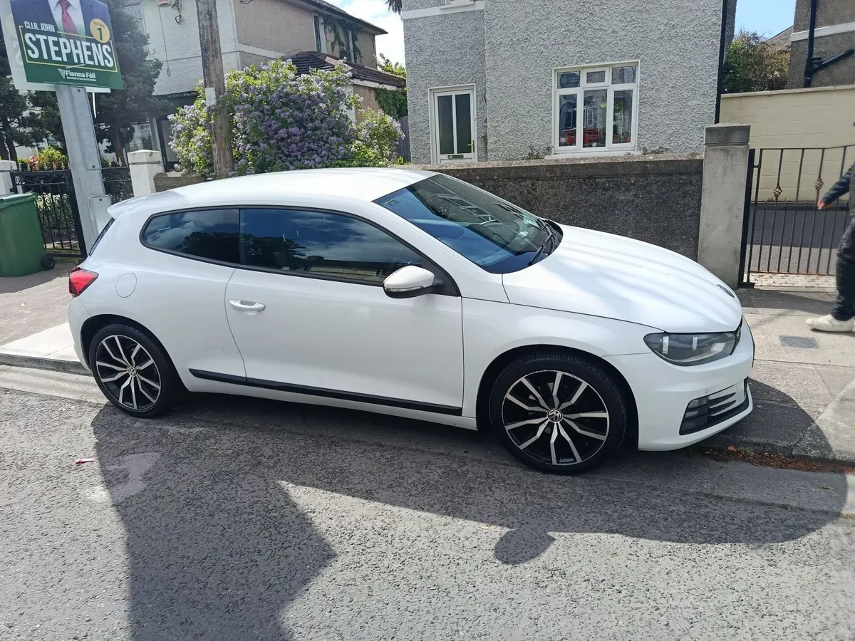Volkswagen Scirocco 2014 - Image 4