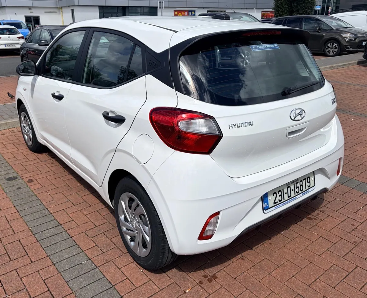 Hyundai i10 2023 - Image 3