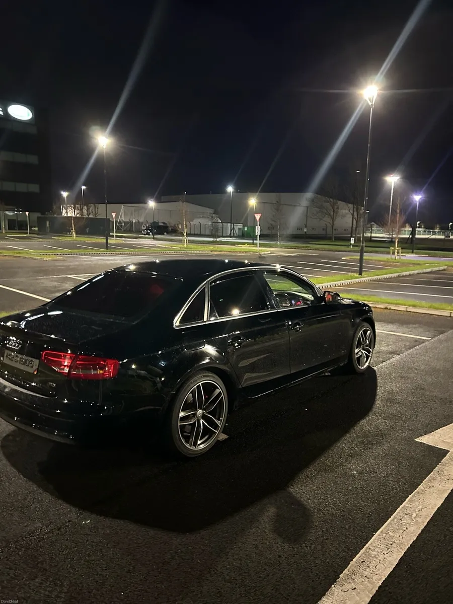 Audi A4 - Image 2