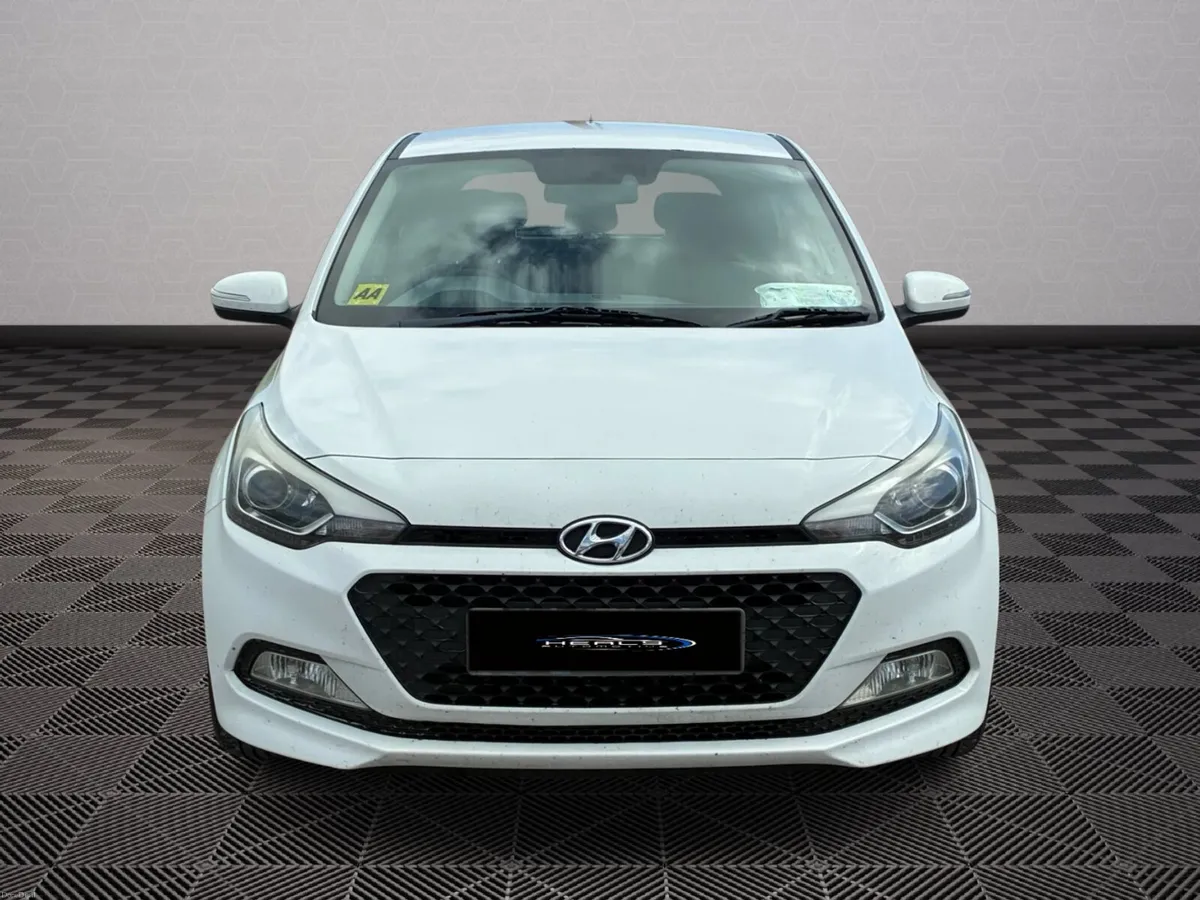 HYUNDAI I20 DELUXE 5DR - Image 4