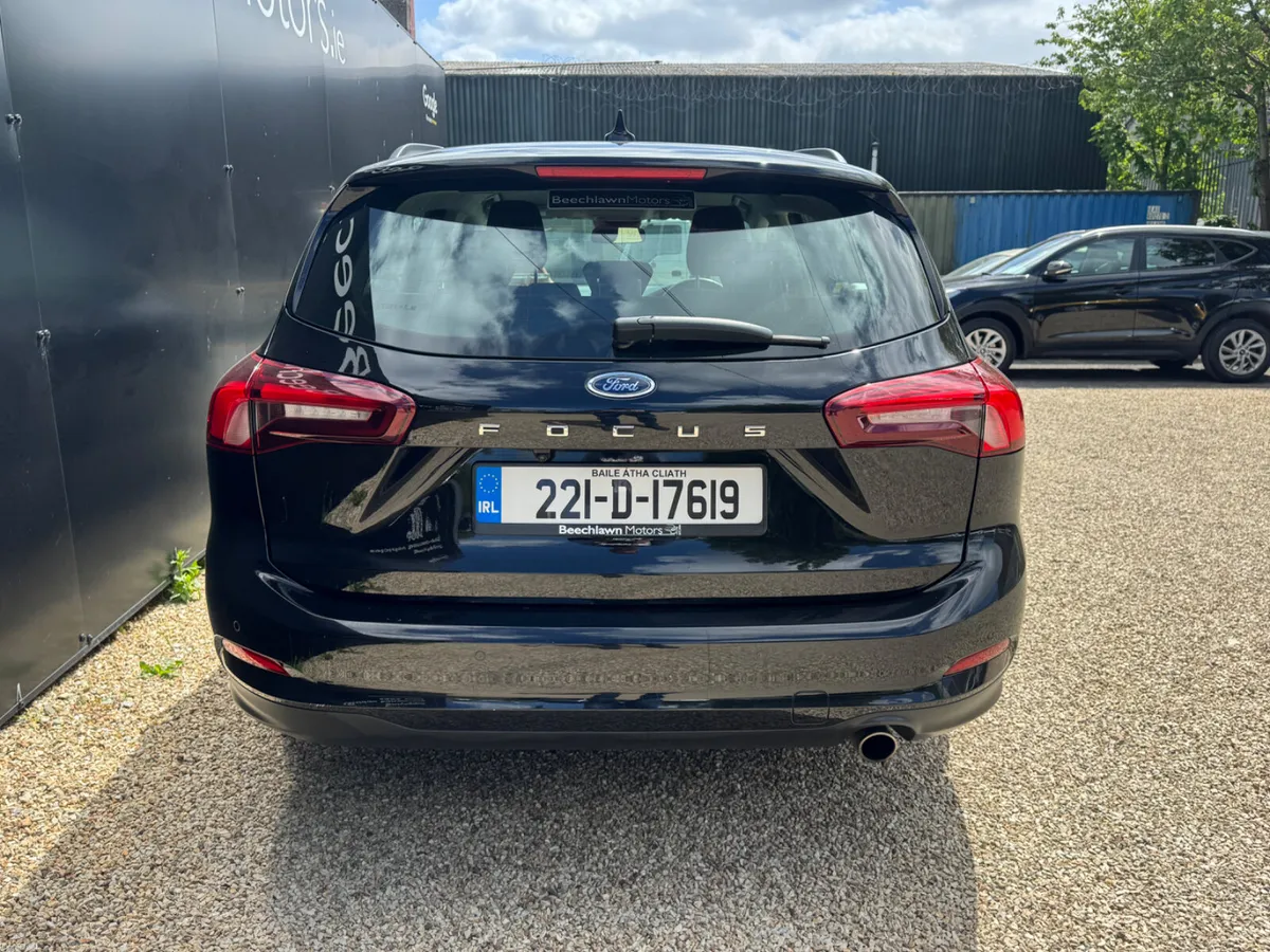 FORD FOCUS 1.5 TDCI 120 PS CONNECTED AUTO ESTATE - Image 4