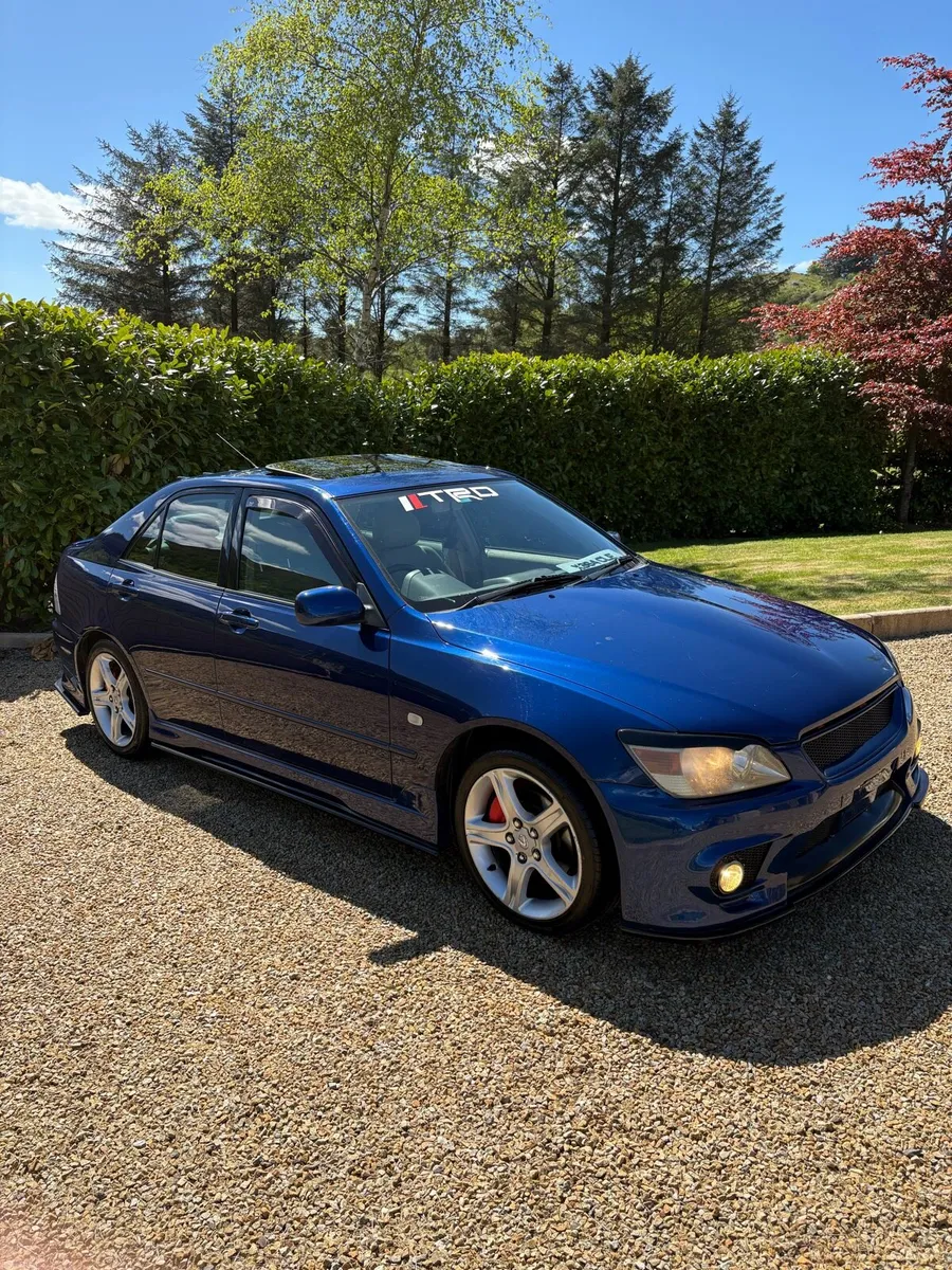 Lexus is200 Sport 53k Tested - Image 2