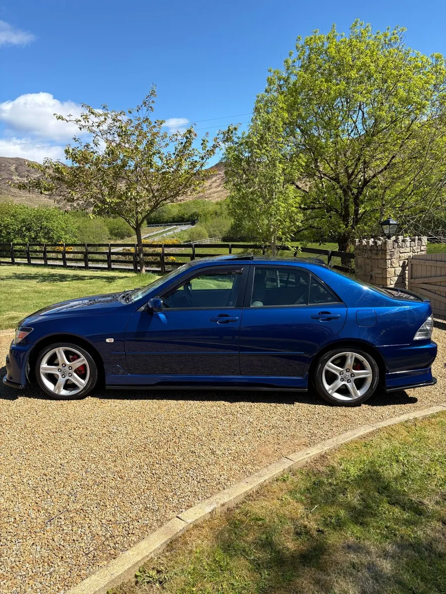 Lexus is200 Sport 53k Tested - Image 3