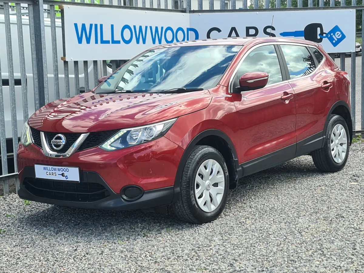 Nissan Qashqai 1.5dci 2014 irish car 1 owners - Image 1