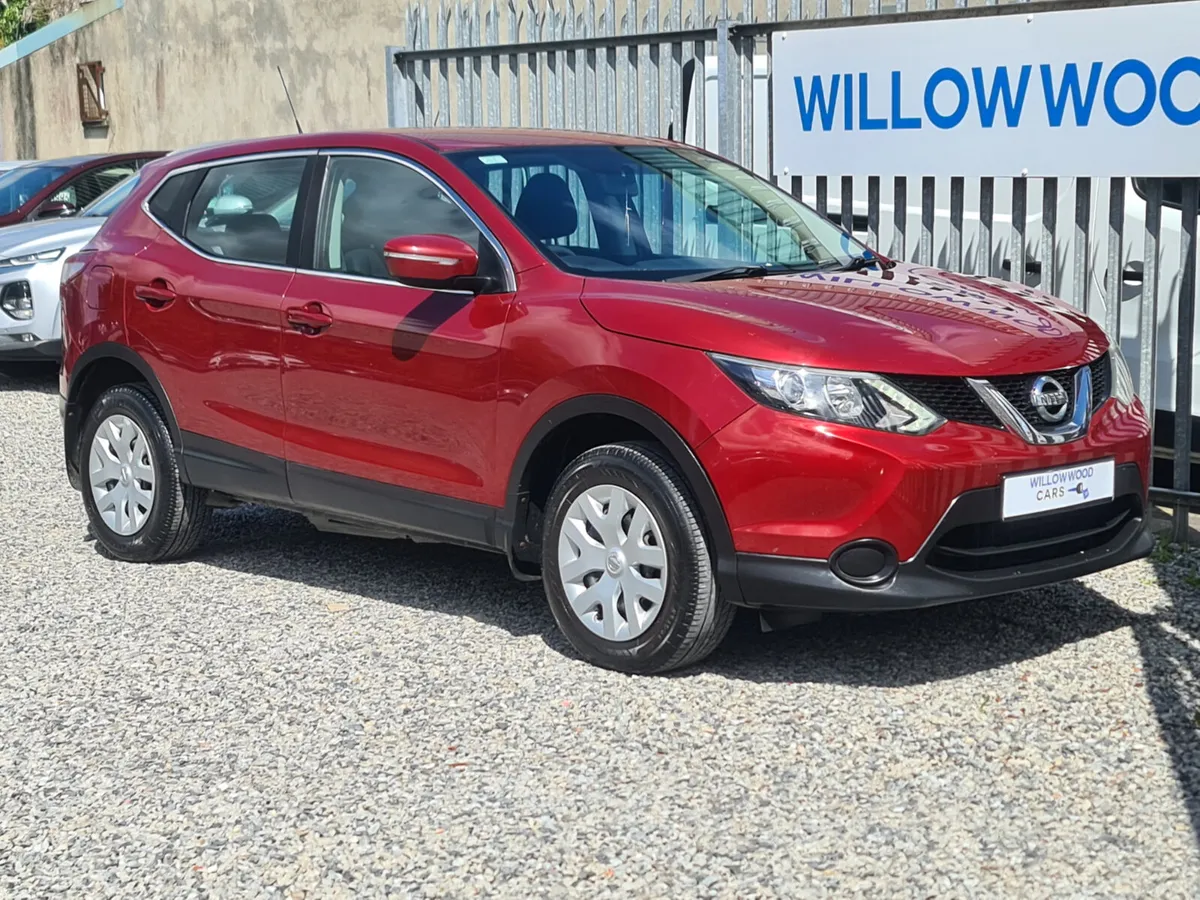 Nissan Qashqai 1.5dci 2014 irish car 1 owners - Image 3