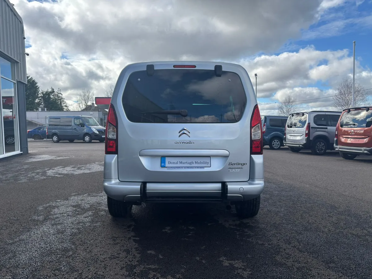 Wheelchair Car - Image 6