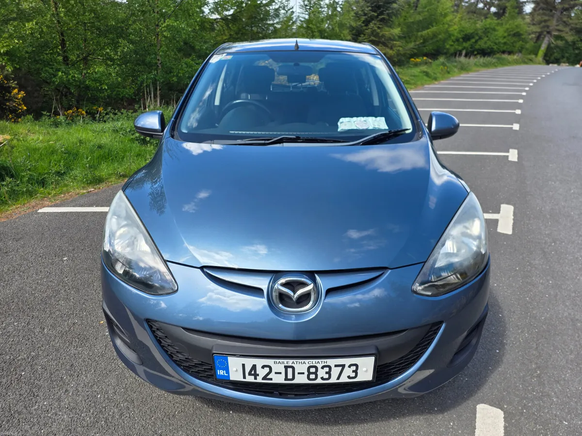 142 Mazda Mazda2 1.3 SENSU VERY LOW KMS - Image 2