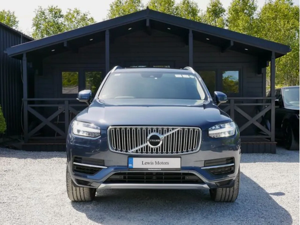 Volvo XC90 INSCRIPTION T8 TWIN ENGINE 400BHP, HUGE - Image 2