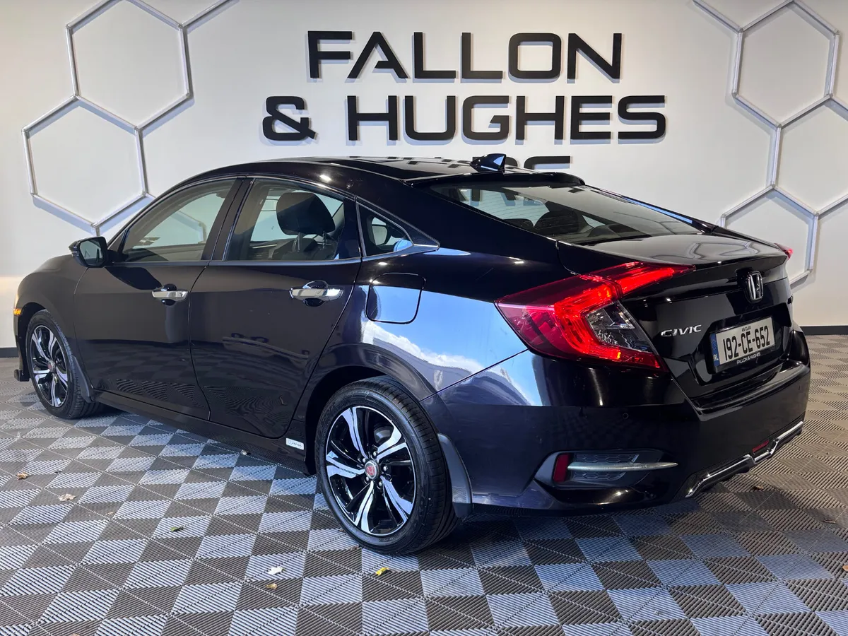 HONDA CIVIC 1.0 124BHP SMART PLUS AUTOMATIC LOW KM - Image 4