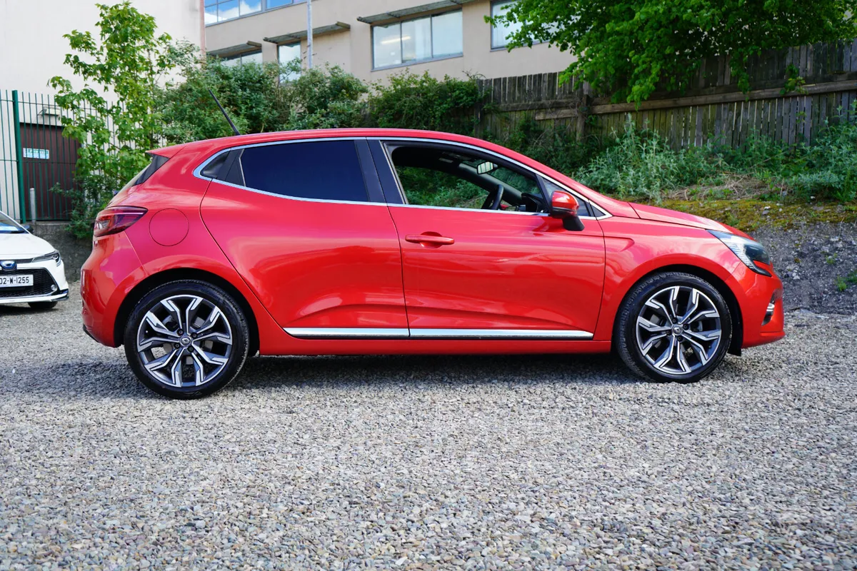2021 Renault Clio Lutecia - Image 4