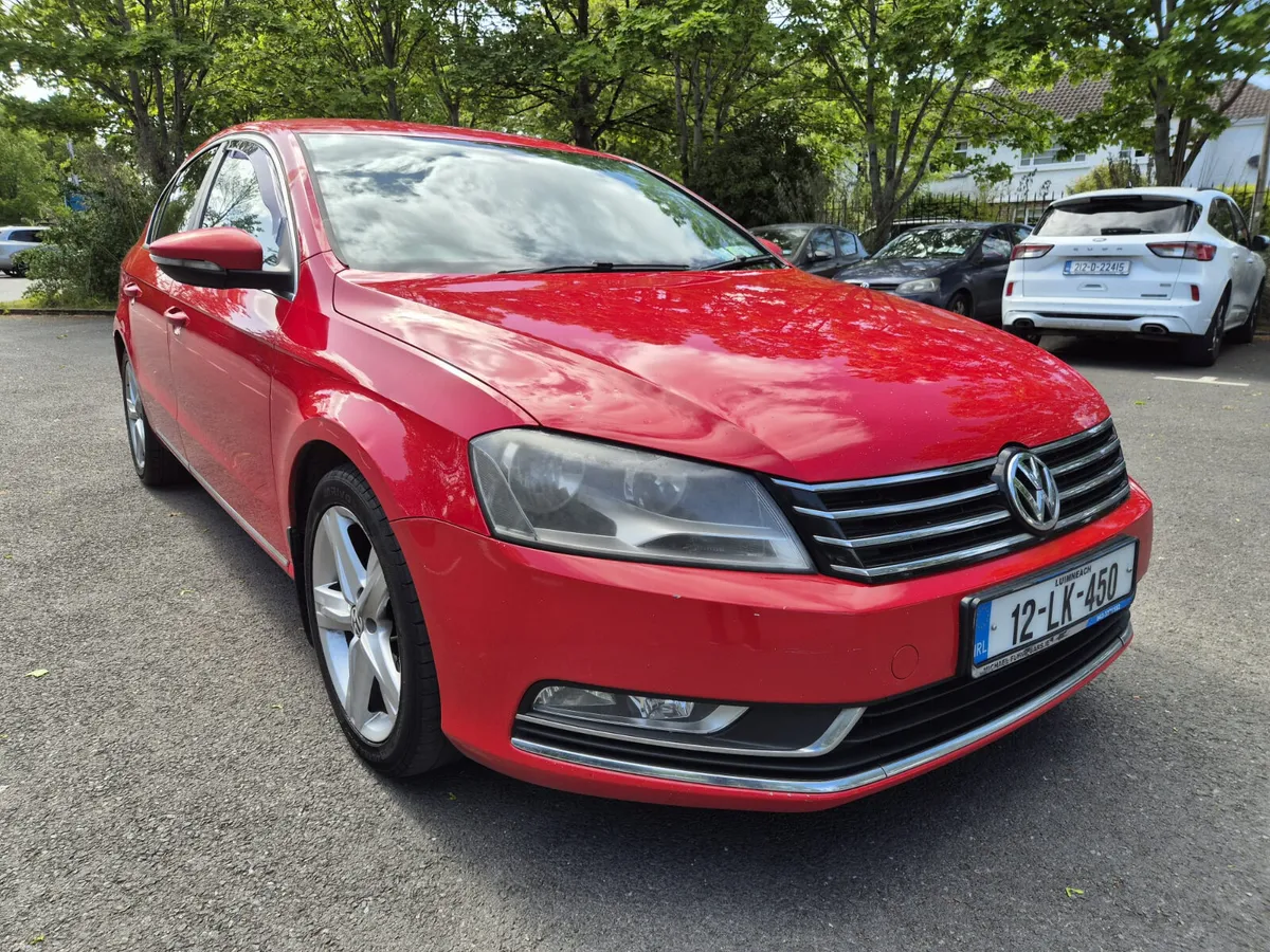 Lovely Volkswagen Passat 2012 - Image 1