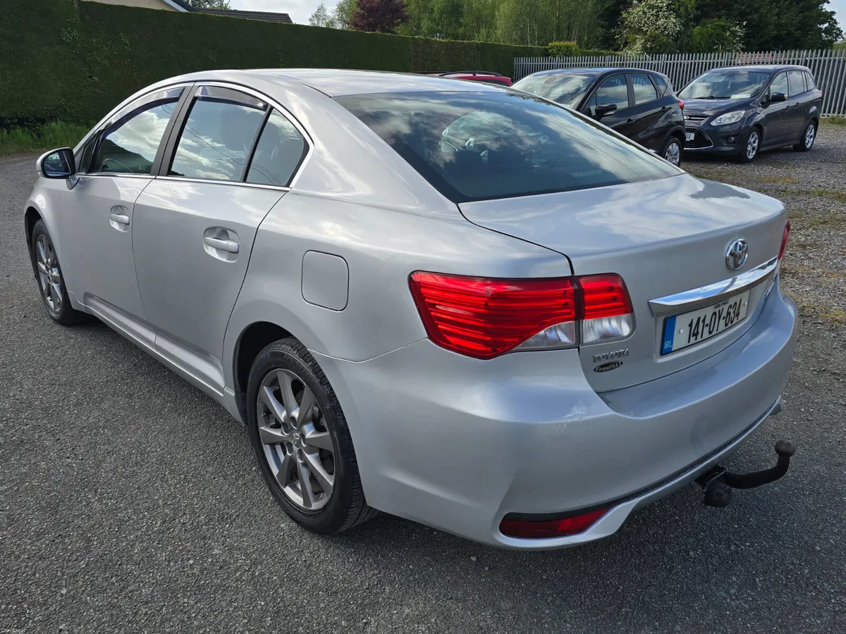 141 Toyota Avensis 2.0 D4D (Toyota engine) Aura - Image 2