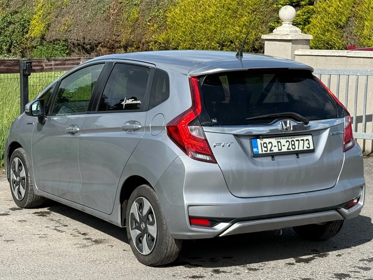 HONDA FIT AUTOMATIC - Image 4