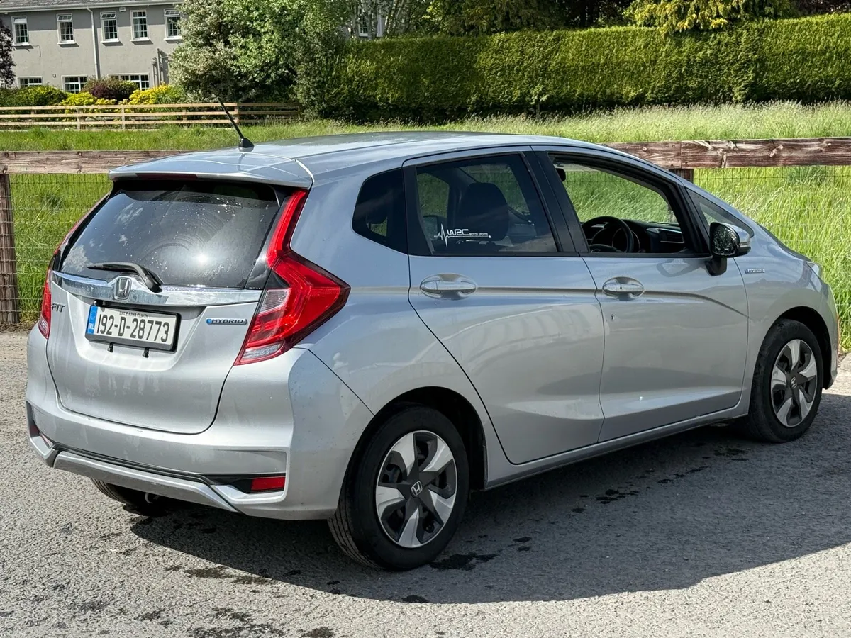 HONDA FIT AUTOMATIC - Image 6