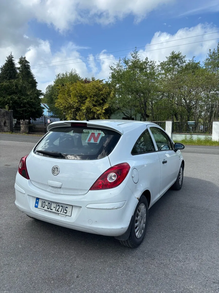 Vauxhall Corsa 2010 - Image 2