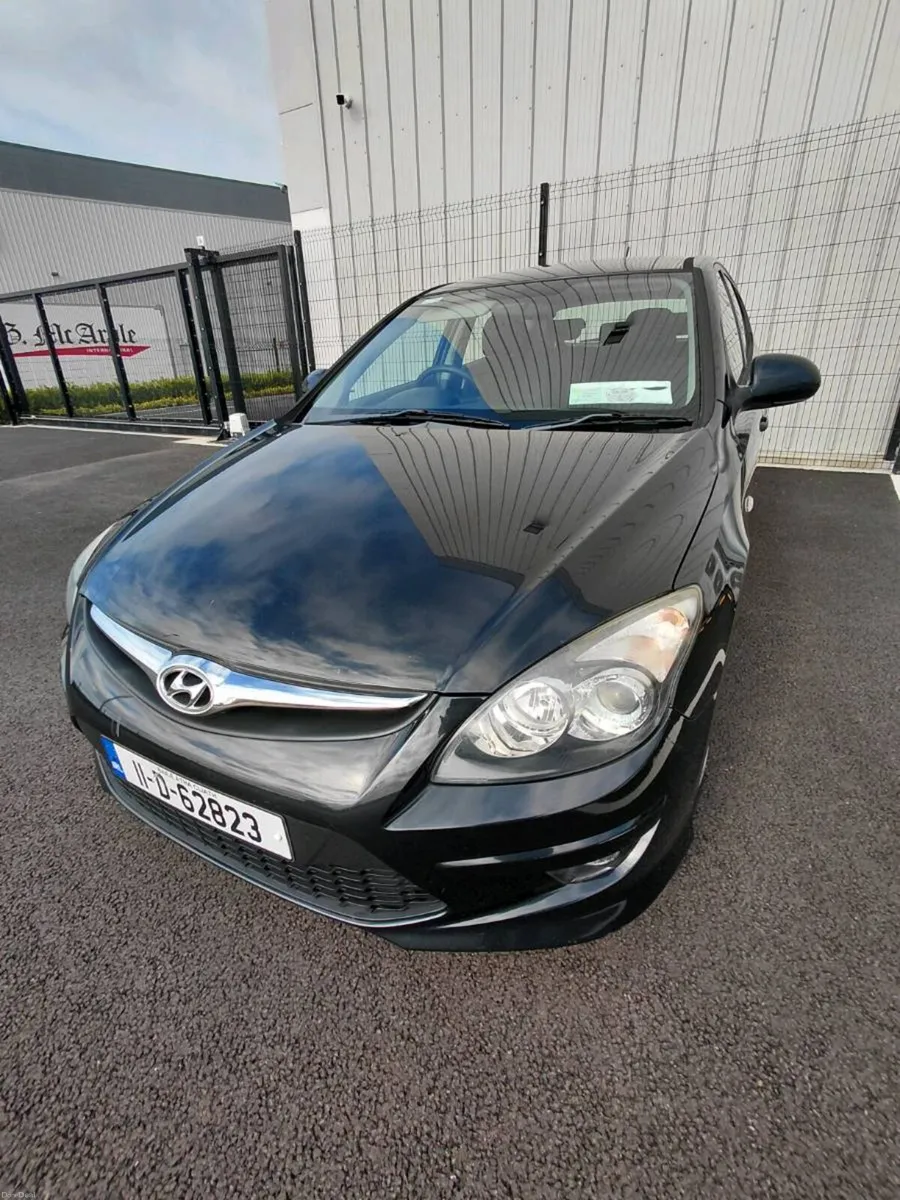 Hyundai I30 1.4 Classic 109PS, 2011 low mileage - Image 2