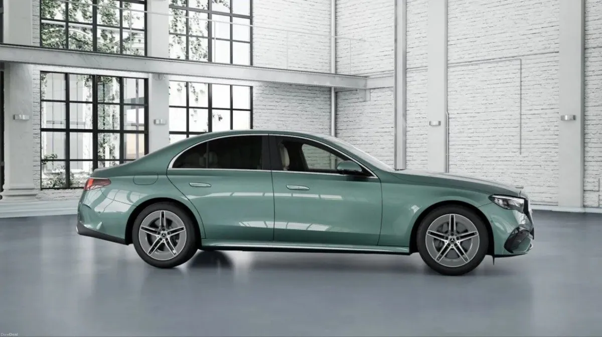 Mercedes-Benz E-Class E 300 e EQ Hybrid Technology - Image 3