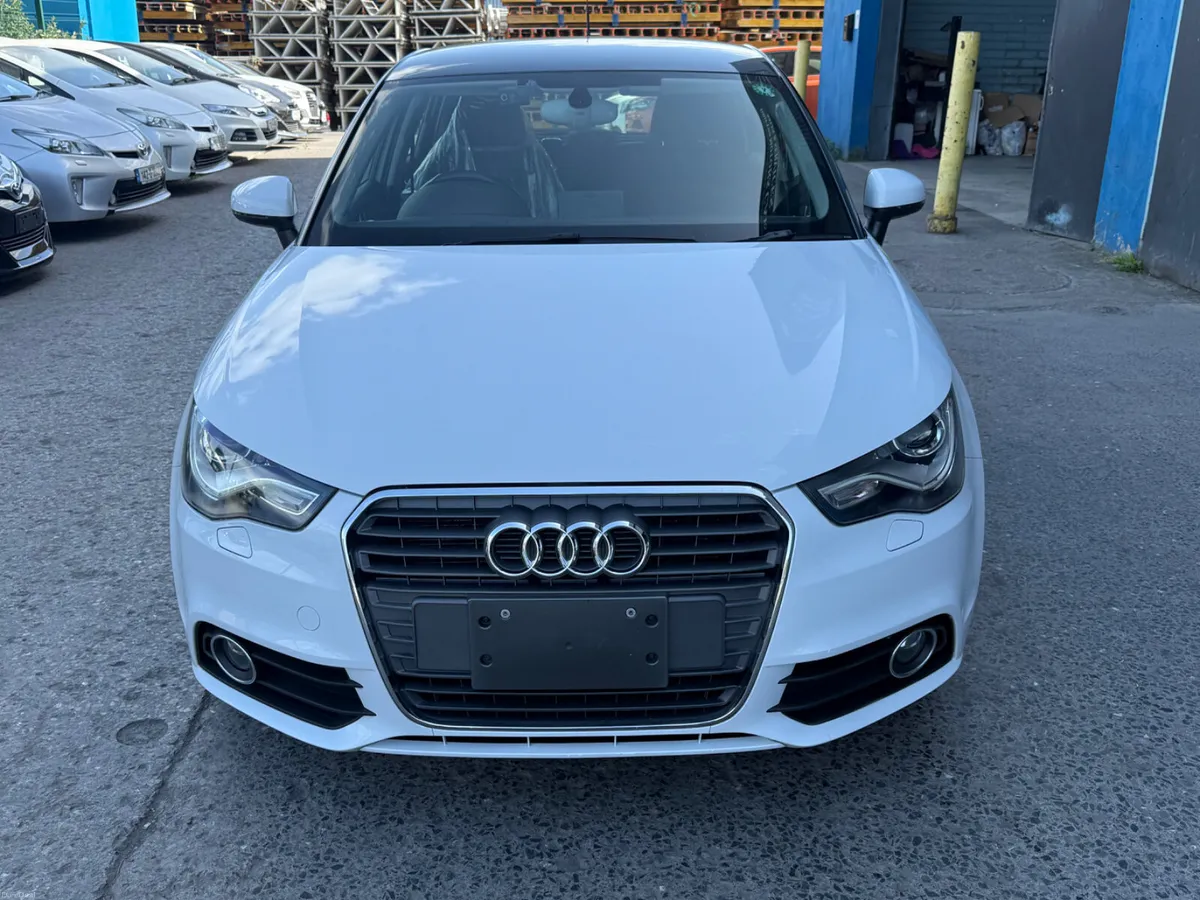 2013 Audi A1 Automatic Sports back 1.4 Tfsi - Image 2