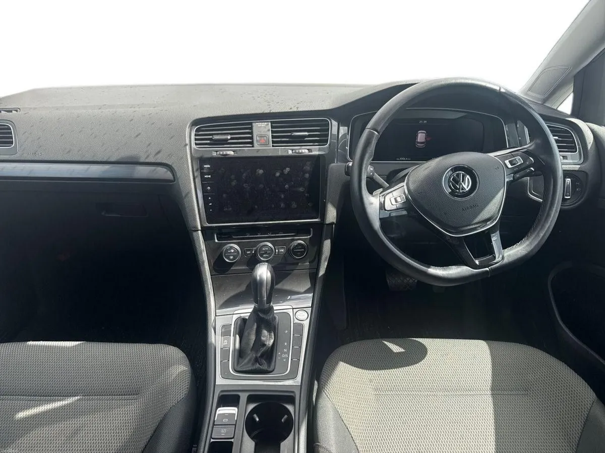 Volkswagen Golf 1.2 - Image 2