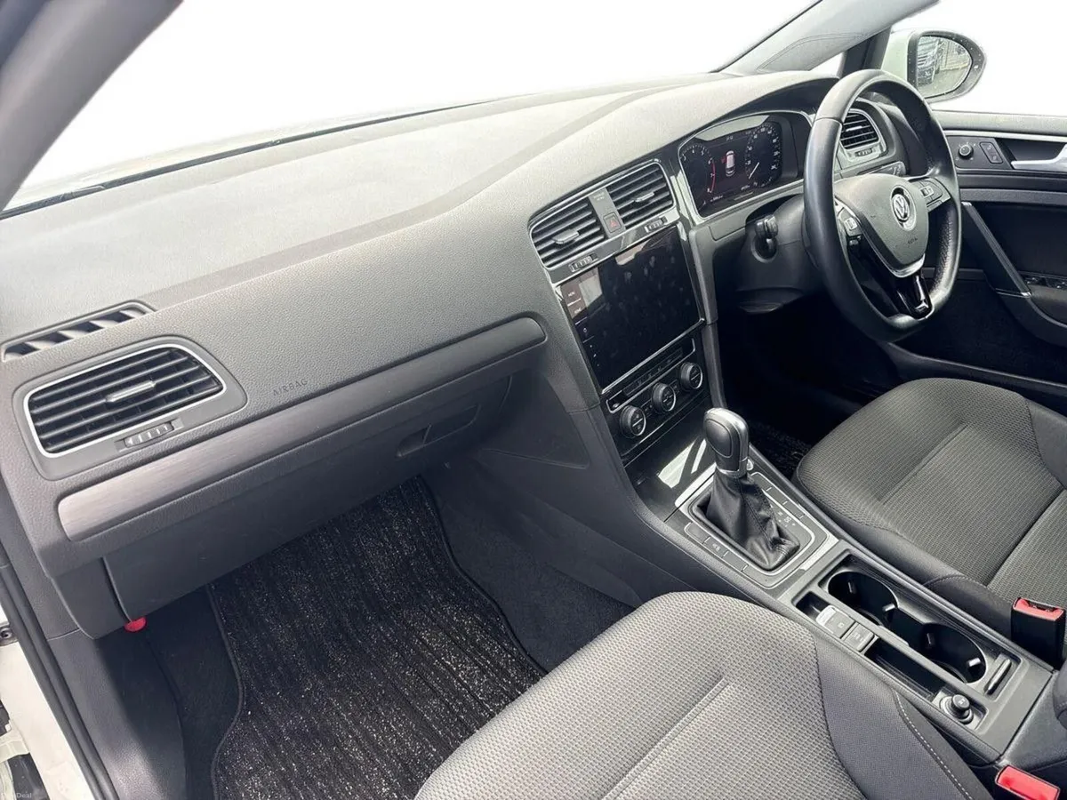 Volkswagen Golf 1.2 - Image 4