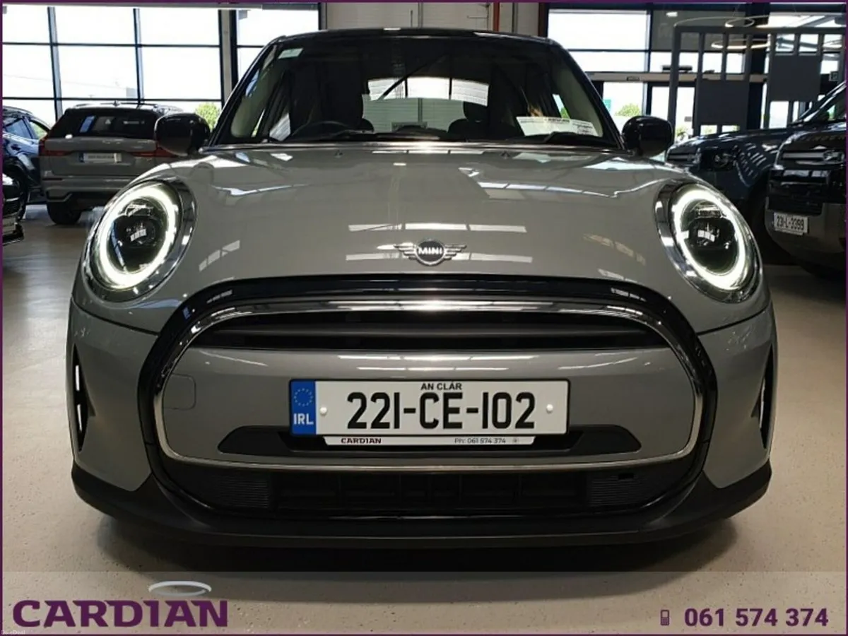 Mini Cooper Cooper Classic 4 Door - Image 3