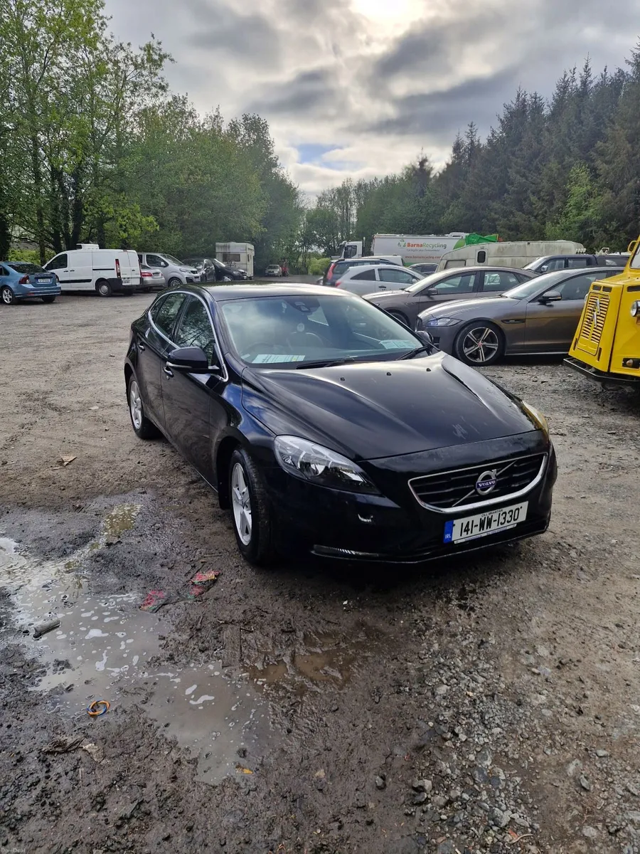 Volvo V40 2014 new nct - Image 2