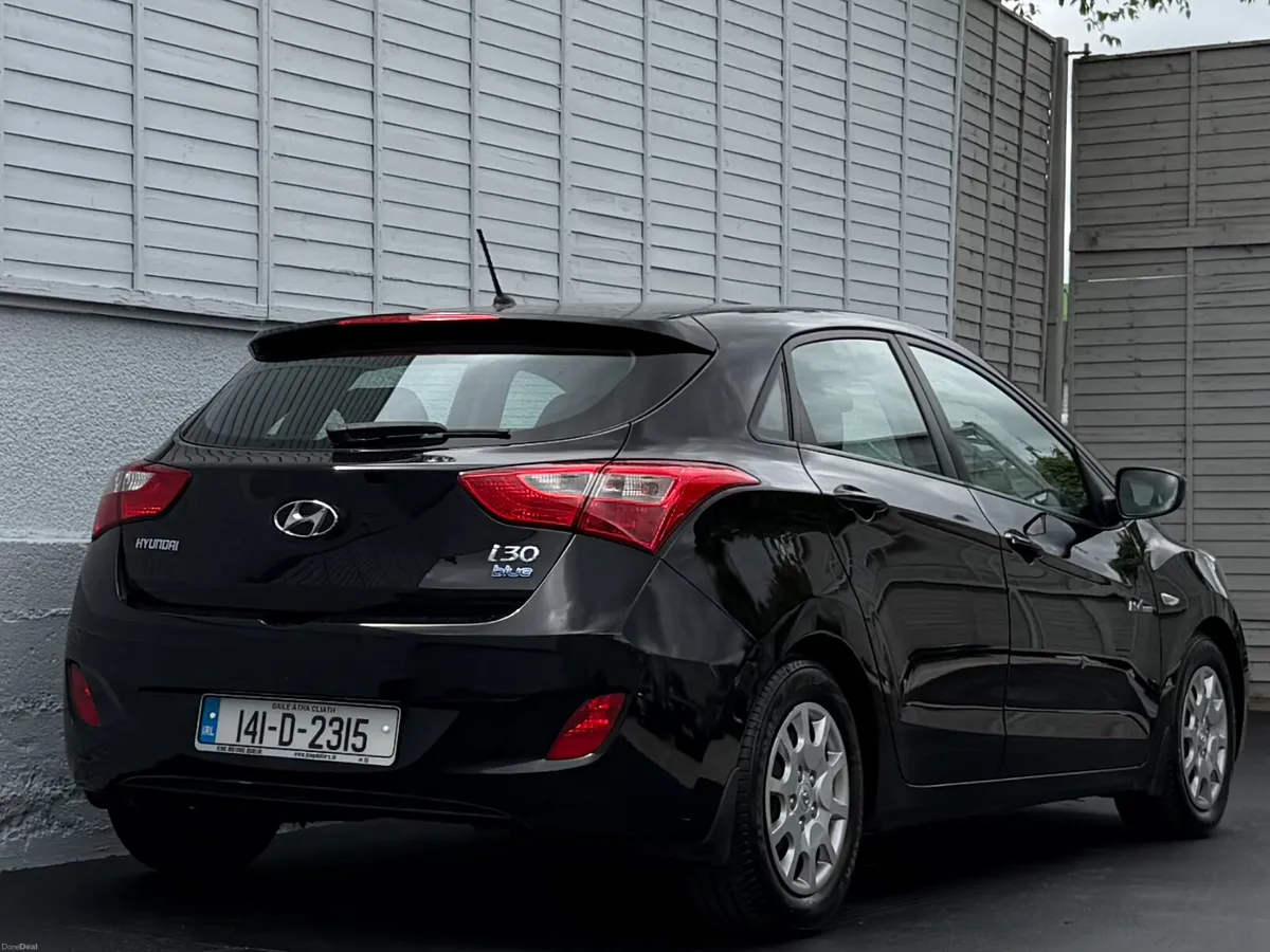 Hyundai i30 2014 / LOW KM / PETROL / CLASSIC - Image 3