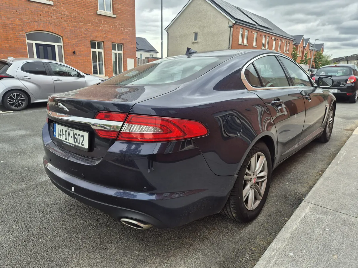 Jaguar XF 2014 - Image 5
