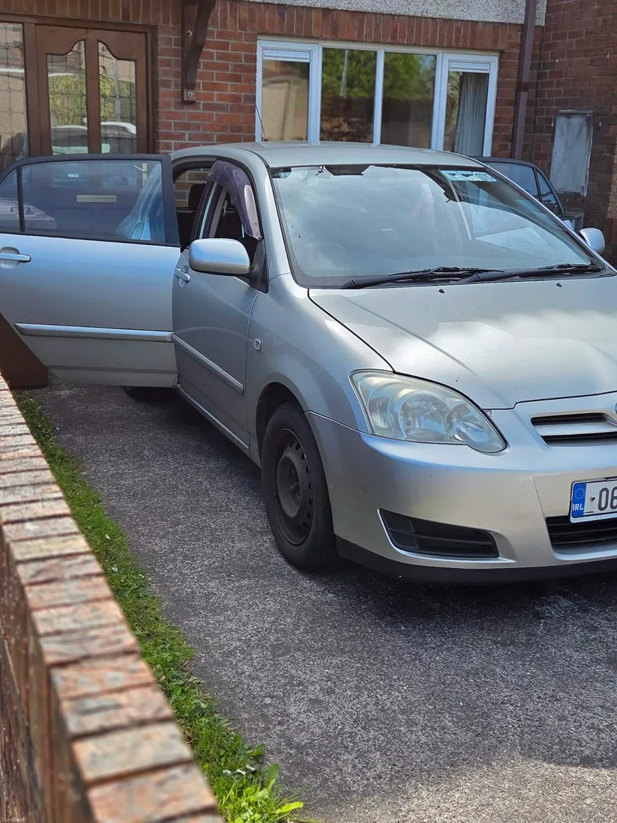 Toyota Corolla - Image 3