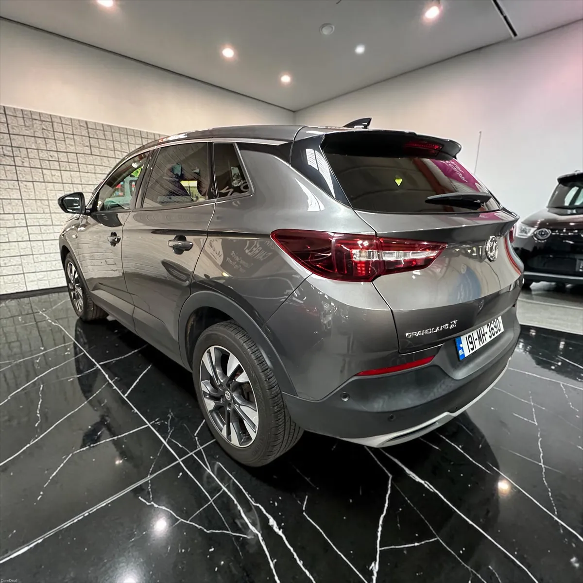 Vauxhall Grandland X 1.5 diesel - Image 4