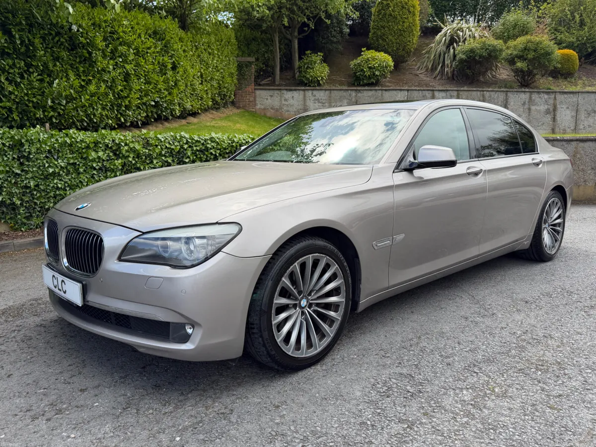 2010 BMW 740iL Huge Spec Full Service History - Image 1