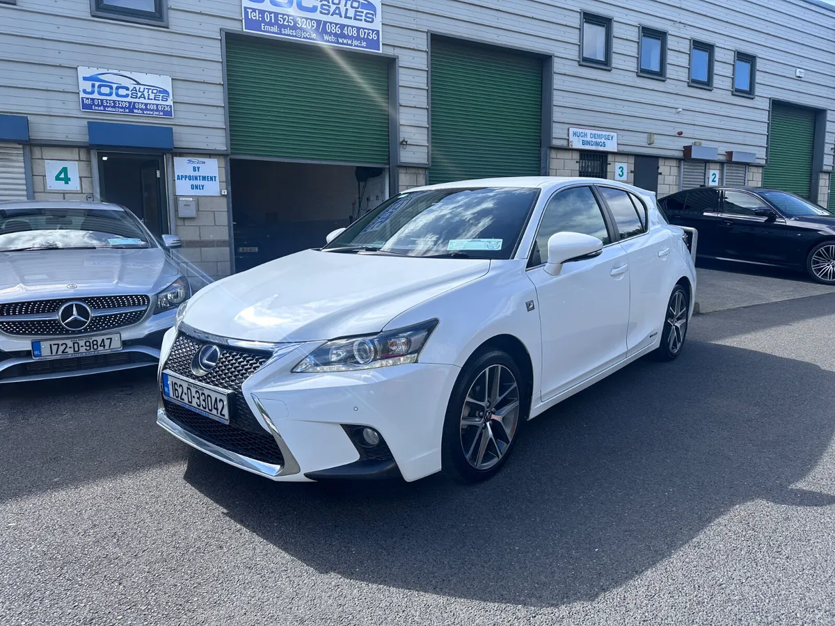 Lexus CT200H F Sport, 2016 - Image 2