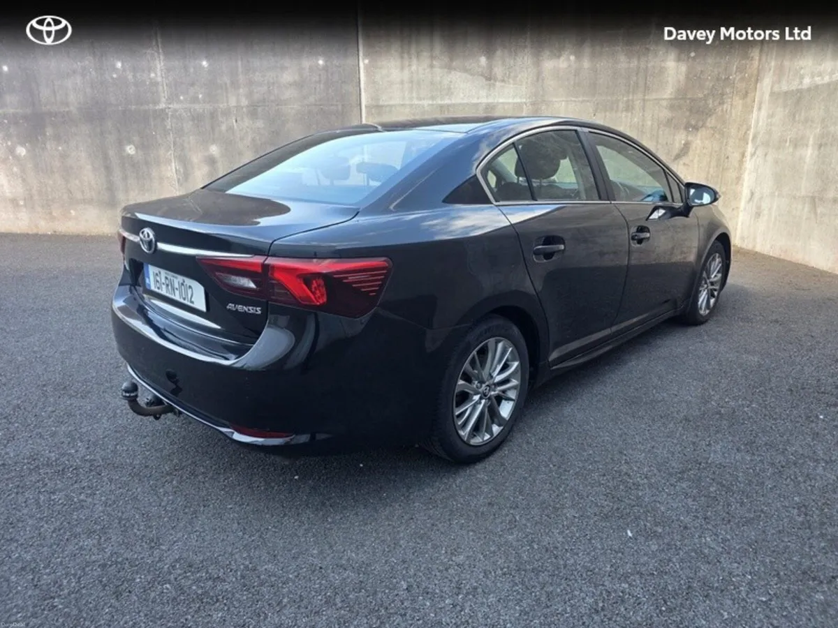 Toyota Avensis AVENSIS 1.6D LUNA SAL - Image 2