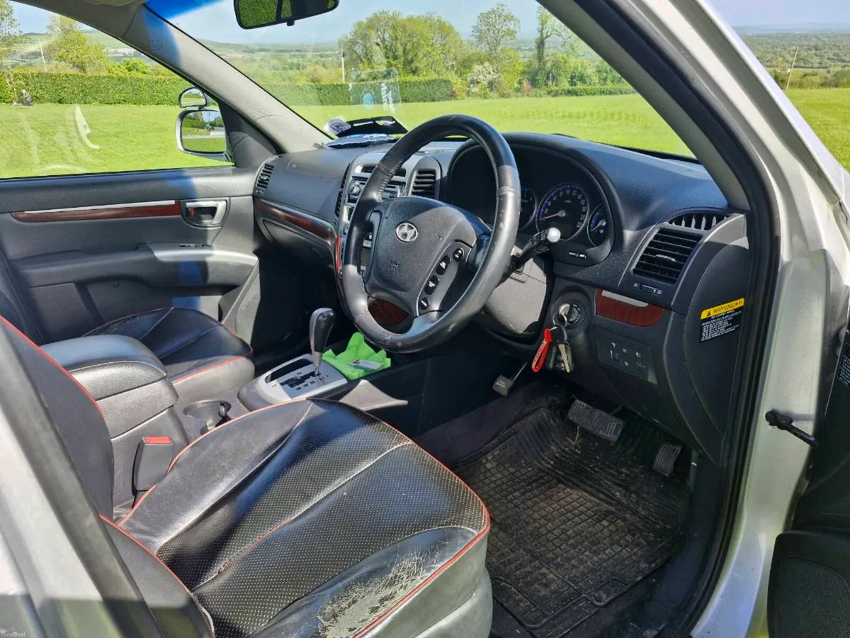 Hyundai santa fe - Image 4