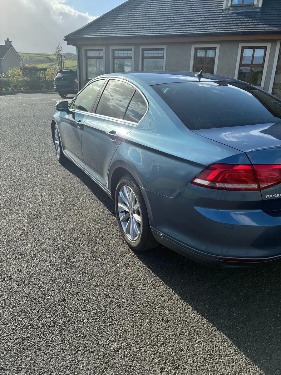 2016 Passat SE Business - Image 3